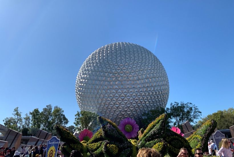 Disney World has so many rides and attractions. Today I am going to be sharing some of the most popular and can't miss rides and attractions throughout the Disney parks.