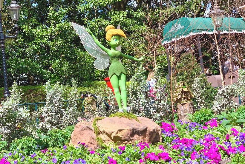 The Epcot International Flower and Garden Festival runs from March 4 to June 1, 2020, at Walt Disney World. Here are all the colorful details. This colorful Epcot festival is blooming with brilliant gardens, fresh flavors, rockin’ entertainment and more. Find out the latest Disney planning tips for the flower and garden festival. #Epcotflowerandgardenfestival #disneytips #disneyplanning